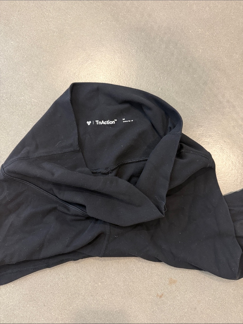 Aritzia Black High-Waist Leggings with Reflective Clover Logo - Picture 3 of 3
